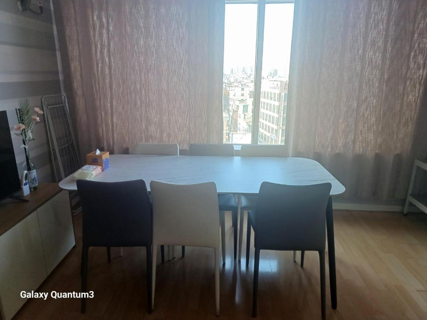 Hongdae Guesthouse2 1min From Hongik Uni Station Exit #1 Apartamento